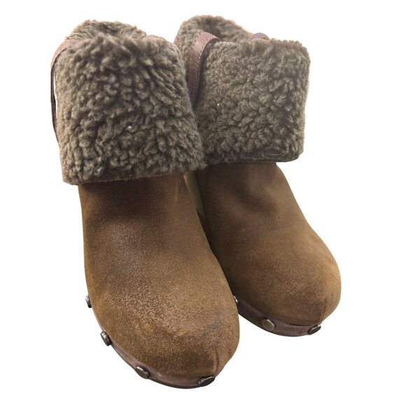 OTBT Arvin Suede Wedge Ankle Boots With Faux Fur Cuffs & Stud Accents - Picture 5 of 14